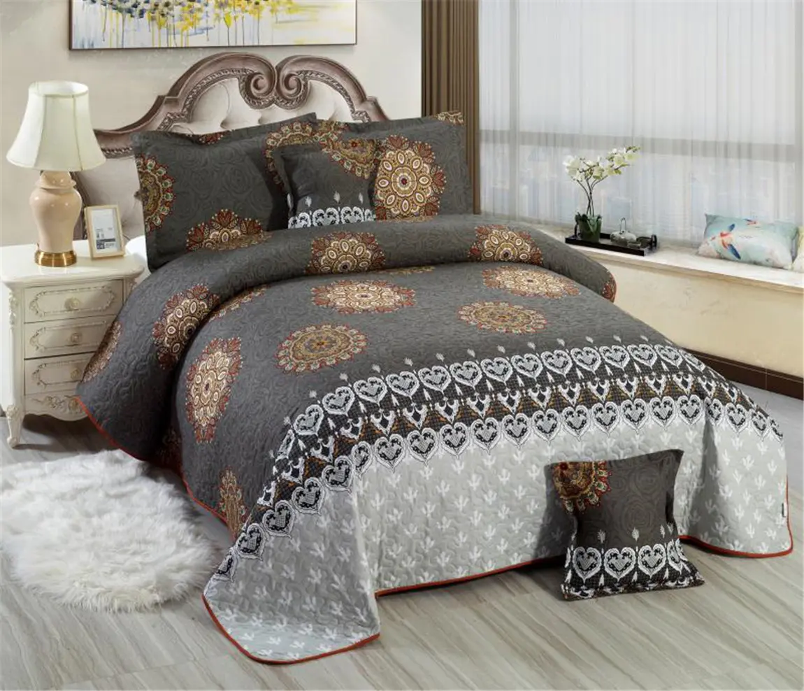 Quilt Coverlet Set